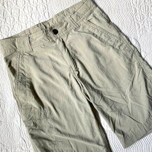 Boys S Marmot quick-dry shorts, khaki, pockets, adjustable waist,great cond.